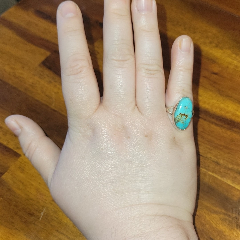 Turquoise Silver Ring - Picture 4 of 4